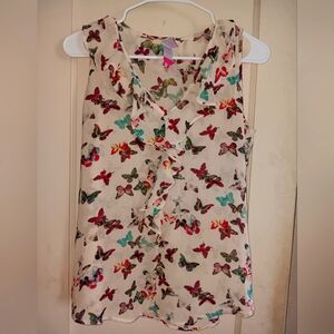 Size large, No Boundries, semi-sheer, butterfly, ruffle top